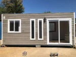 Cabaña Pequeña ‘BaseCamp’ – Refugio Moderno de 15m² (6×2.5m)