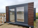 Contenedor Comercial ‘Pabellón’ 3x4m con Fachada Acristalada - Imagen 3